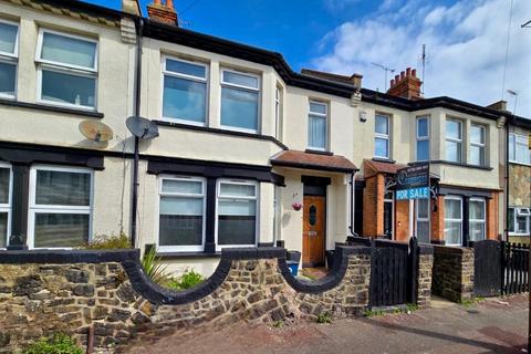 10 Waterloo Road, Shoeburyness, Southend-on-sea, SS3 9EQ