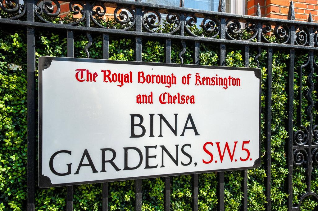 Bina Gardens