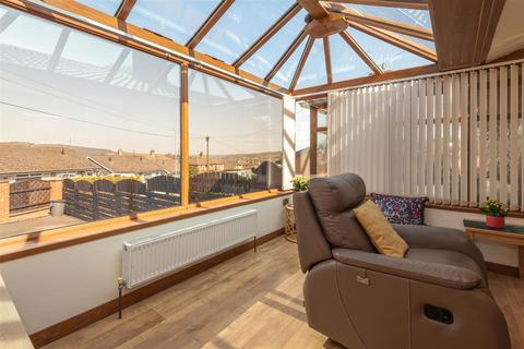 71 South Parade, Elland, HX5 0NR