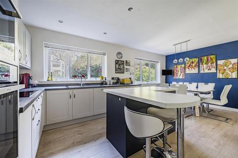 4 Johnson Park, Calstock, PL18 9RH