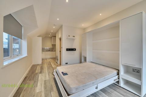 undefined, Whytecliffe Road South, Purley, Surrey, CR8