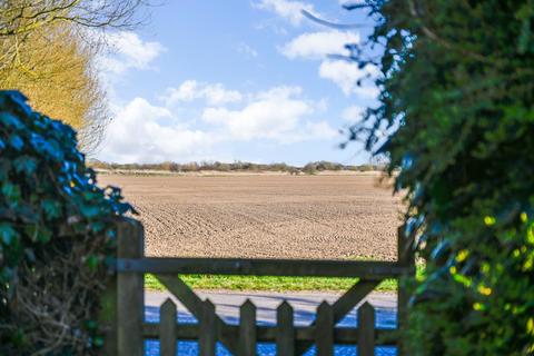 4 bedroom detached house for sale, St. Marys Road, New Romney, Kent, TN28