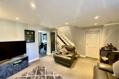 5 Medlock Croft, Sheffield, S13 9DG