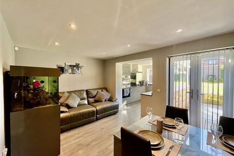 5 Medlock Croft, Sheffield, S13 9DG