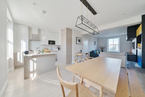 2 bedroom apartment for sale, Ainger Road, Primrose Hill, NW3