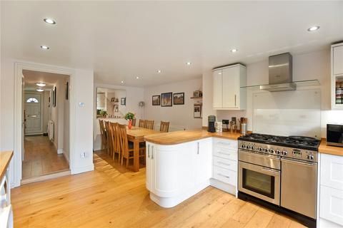 82 Maiden Erlegh Avenue, Bexley, DA5 3PE