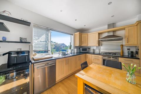 92 Bridle Road, Pinner, HA5 2SH