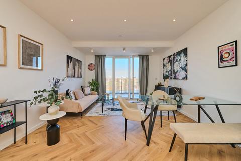 2 bedroom flat to rent, Astra House, 23-25 Arklow Road, London, SE14