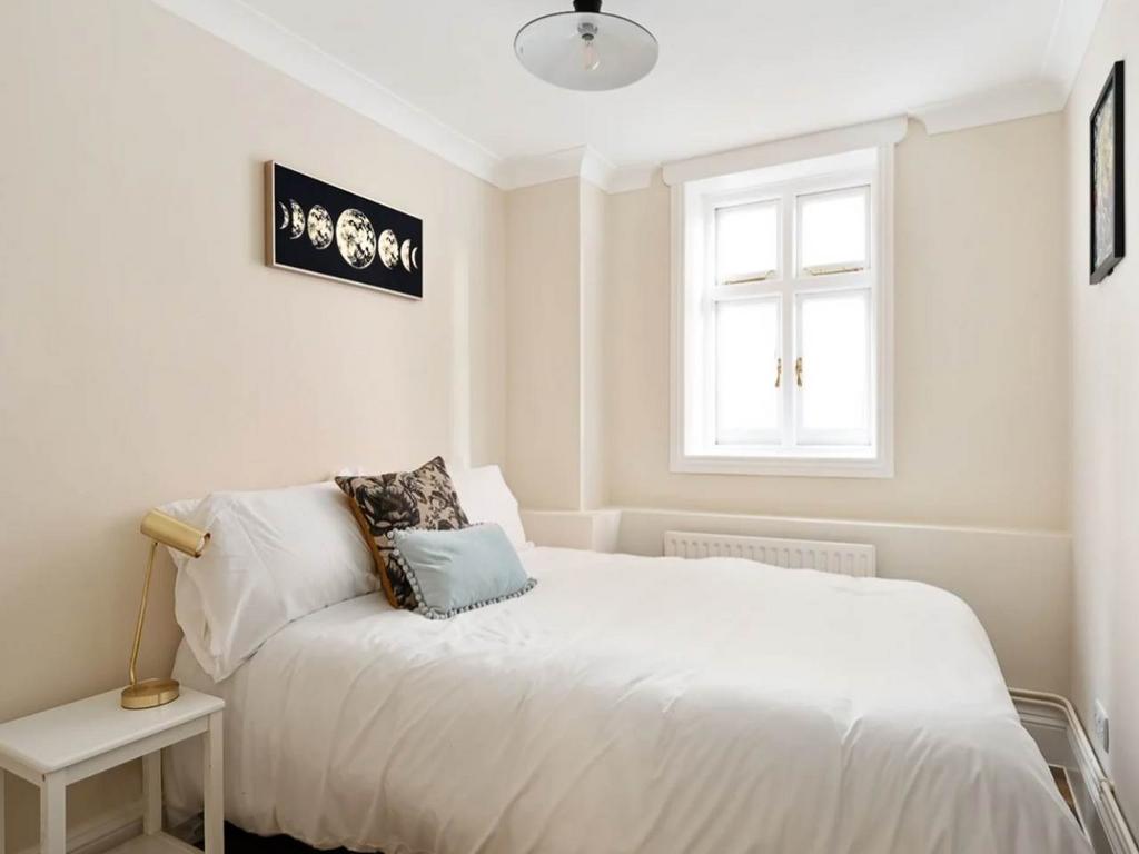 6 85 BV bedroom 2