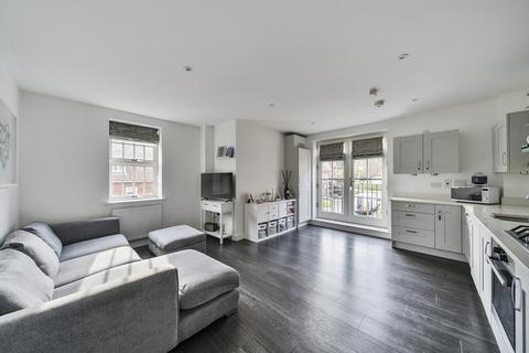 Collison Avenue, Barnet, EN5