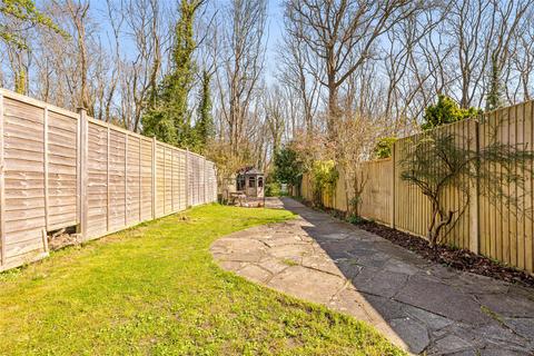 56 Greenacres, Oxted, RH8 0PB
