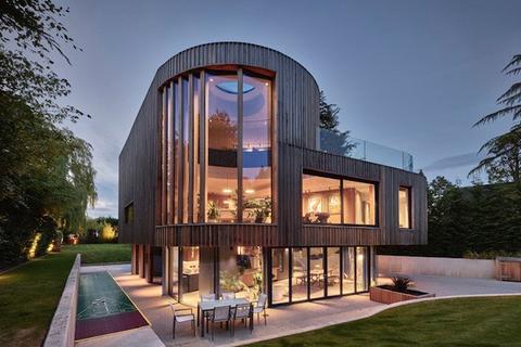 5 bedroom detached house to rent, Bankhall Lane, Hale, Altrincham, Cheshire, WA15