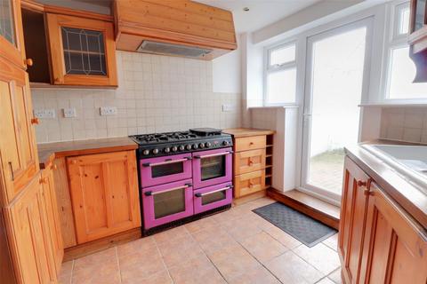 2 bedroom end of terrace house to rent, Parkers Yard, Marlborough Road, Ilfracombe, Devon, EX34