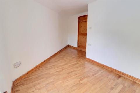 2 bedroom end of terrace house to rent, Parkers Yard, Marlborough Road, Ilfracombe, Devon, EX34