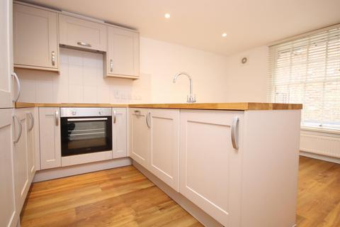 1 bedroom apartment to rent, Market Place, Oxfordshire RG9