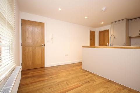 1 bedroom apartment to rent, Market Place, Oxfordshire RG9