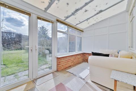 3 bedroom semi-detached house for sale, Edenham Crescent, Berkshire RG1