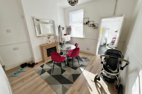 71 Chell Street, Stoke-on-trent, ST1 6BB