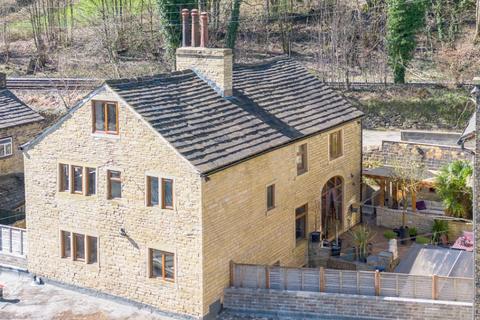 4 bedroom detached house for sale, Ellen Holme Cottages, Halifax HX2