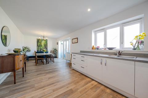 5 bedroom detached house for sale, Suffolk Place, Essex CB10