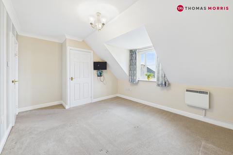 1 bedroom apartment for sale, Crosshall Road, St. Neots PE19
