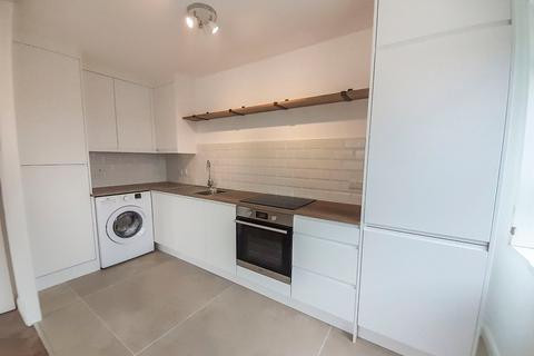 1 bedroom apartment to rent, Manor Avenue, Greater Manchester M33