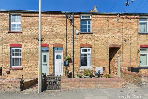 2 bedroom terraced house for sale, Main Street, Scarborough YO11