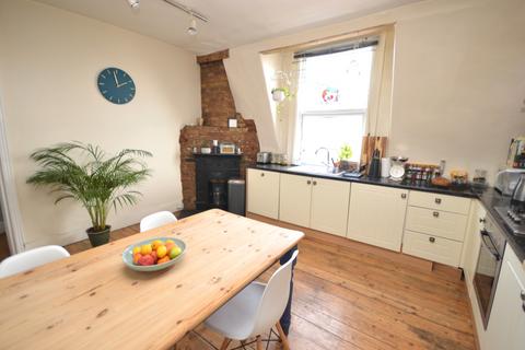undefined, Heath Road, Twickenham TW1