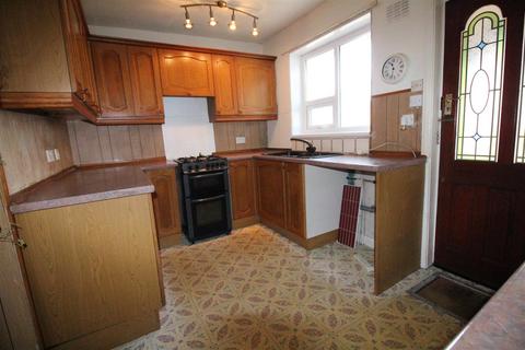 2 bedroom semi-detached bungalow for sale, Lawrence Crescent, Heckmondwike