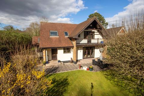 4 bedroom detached bungalow for sale, Penmans Hill, Chipperfield, WD4