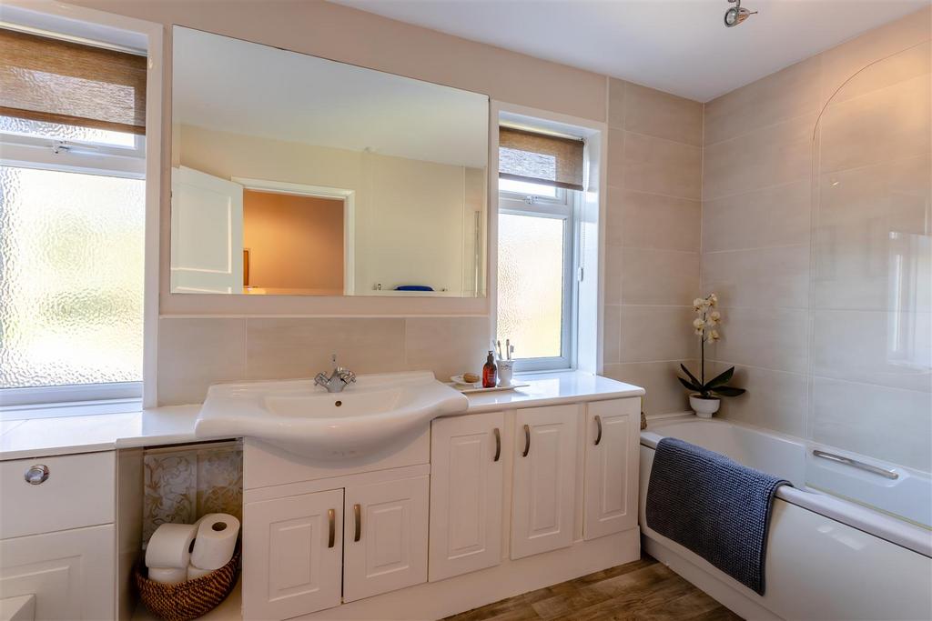 Family bathrom