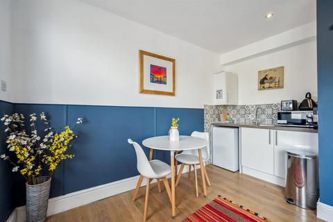 1 bedroom apartment for sale, Bank Road, Matlock DE4