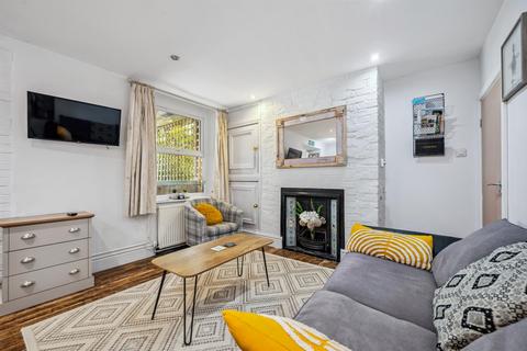 1 bedroom apartment for sale, Bank Road, Matlock DE4