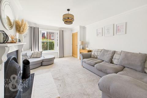 9 Chatten Close, Wrentham, Beccles, NR34 7NX