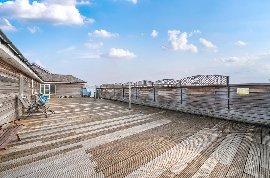 Shared Roof Terrace
