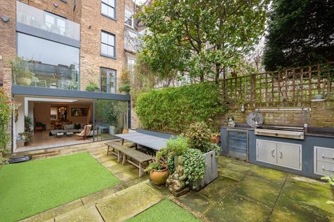 undefined, Lancaster Road, London, W11