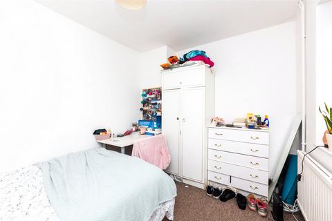 6 bedroom semi-detached house to rent, The Avenue, Brighton BN2