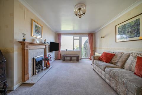 32 Lyminge Close, Sidcup, DA14 6RE