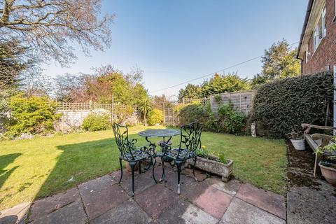 32 Lyminge Close, Sidcup, DA14 6RE