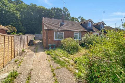 3 bedroom end of terrace house for sale, Bournewood, Ashford TN26