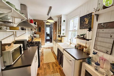 56 Fairview Avenue, Stanford-le-hope, SS17 0DT