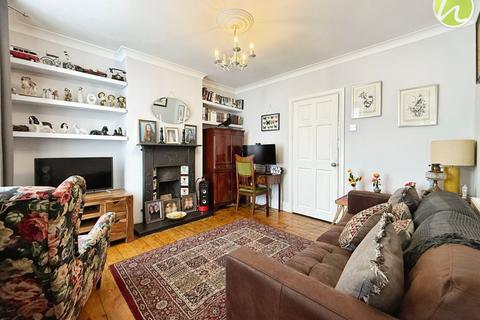 56 Fairview Avenue, Stanford-le-hope, SS17 0DT