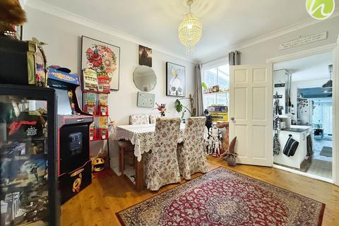 56 Fairview Avenue, Stanford-le-hope, SS17 0DT