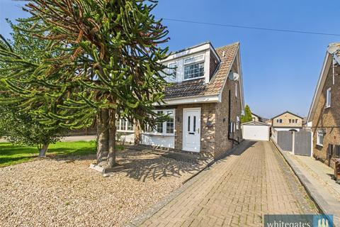 19 Crescent Walk, Clayton, Bradford, BD14 6EH