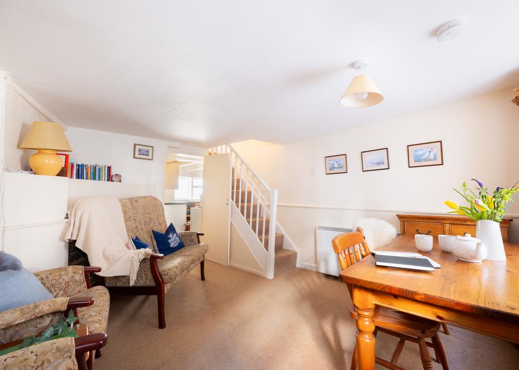 67f3bf20303b7 Middle Street 13-15