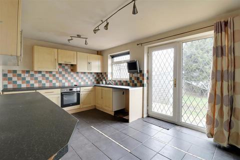 10 Briar Close, Newport, Brough, HU15 2QY
