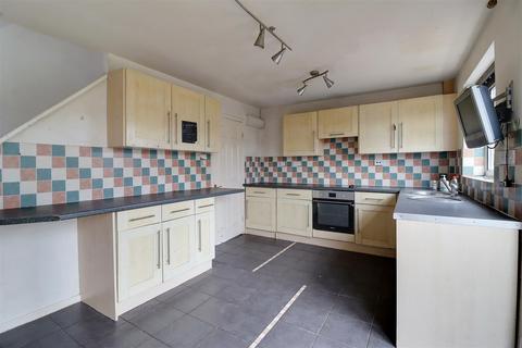 10 Briar Close, Newport, Brough, HU15 2QY