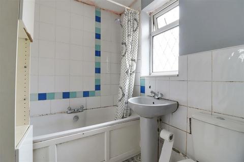 10 Briar Close, Newport, Brough, HU15 2QY