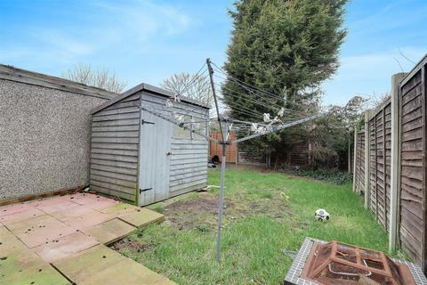 10 Briar Close, Newport, Brough, HU15 2QY