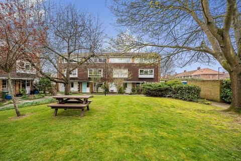 65 Perryfield Way, Richmond, TW10 7SL